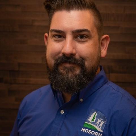 Chris Salyers headshot