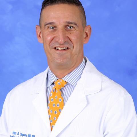 Headshot of Mark Stephens