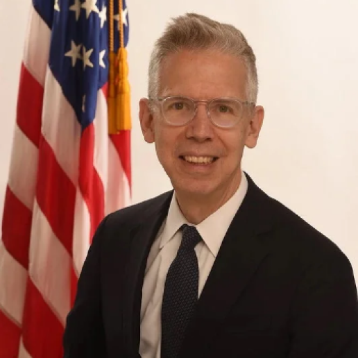 Robert Gordon Headshot