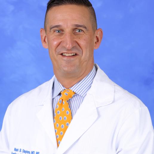 Headshot of Mark Stephens